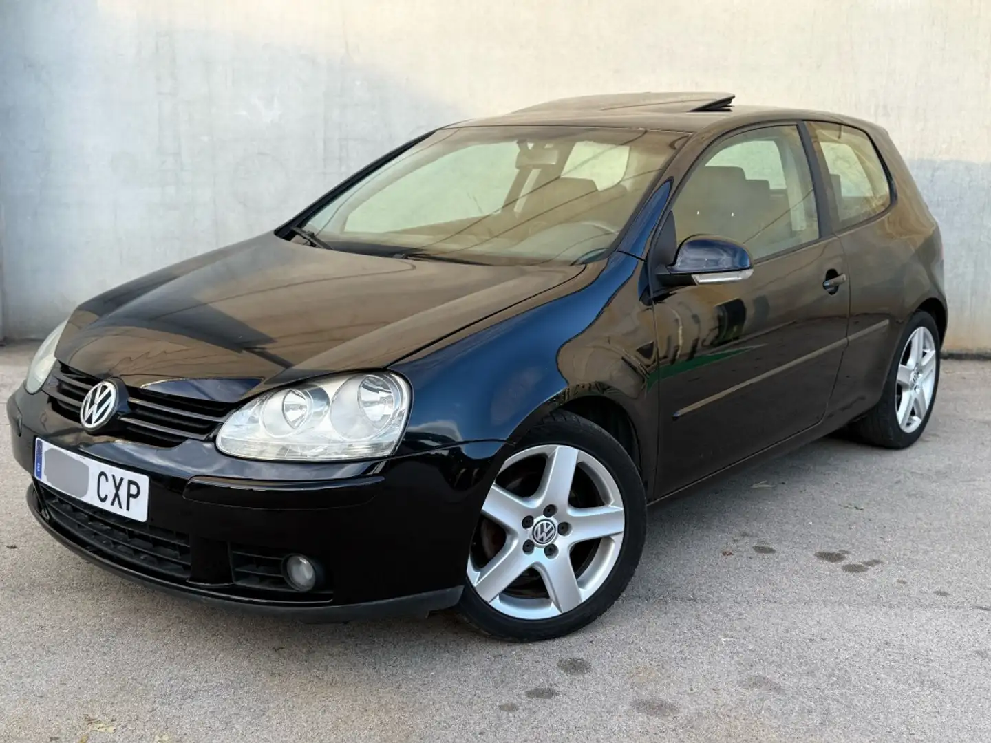 Volkswagen Golf 2.0TDI Sportline Noir - 1