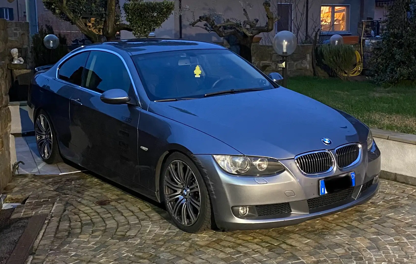 BMW 330 330d Coupe Futura - 2