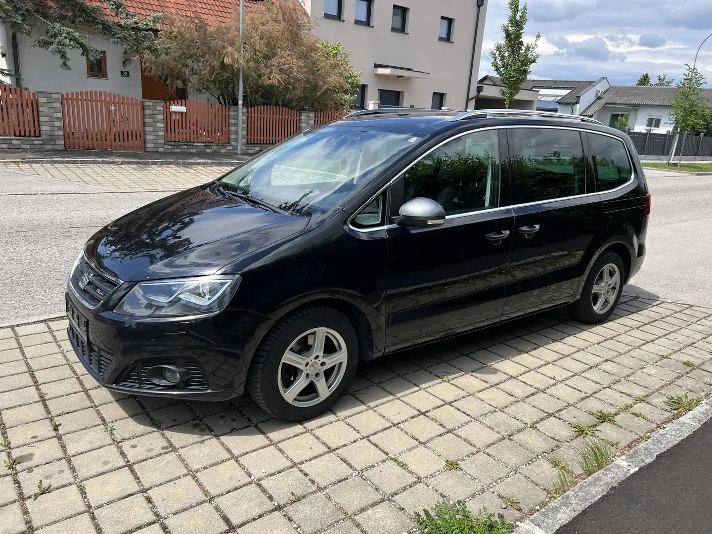 SEAT Alhambra FR 2,0 TDI CR DSG - 1