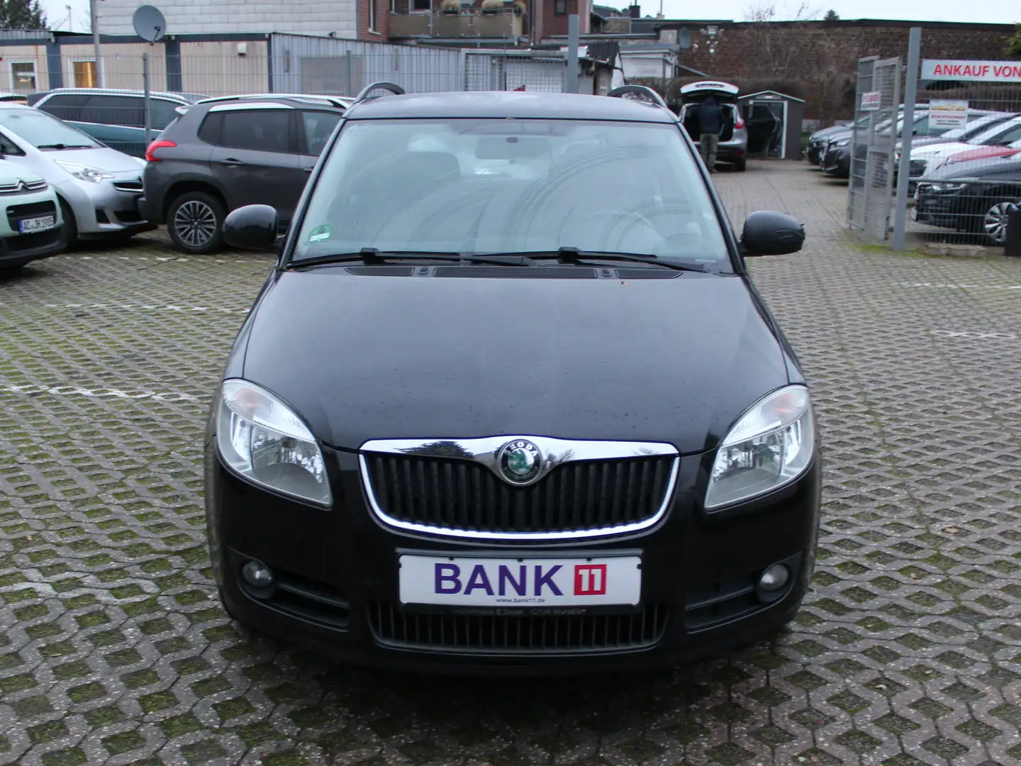 Skoda Fabia Fabia Ambiente 1,4d TDI/KLIMA Zwart - 2