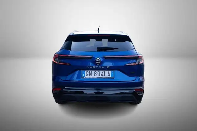 Renault Austral view 4