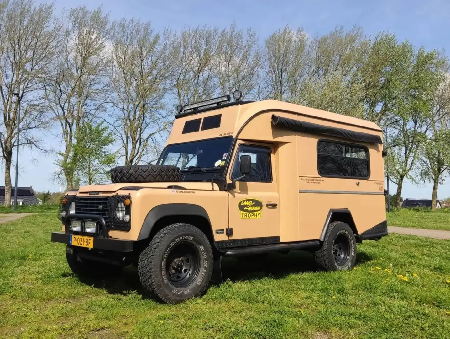 Land Rover Defender Defender 110 Camper Bej - 1