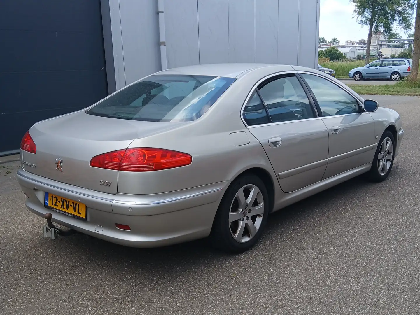 Peugeot 607 607 2.2-16V Référence Black - 2