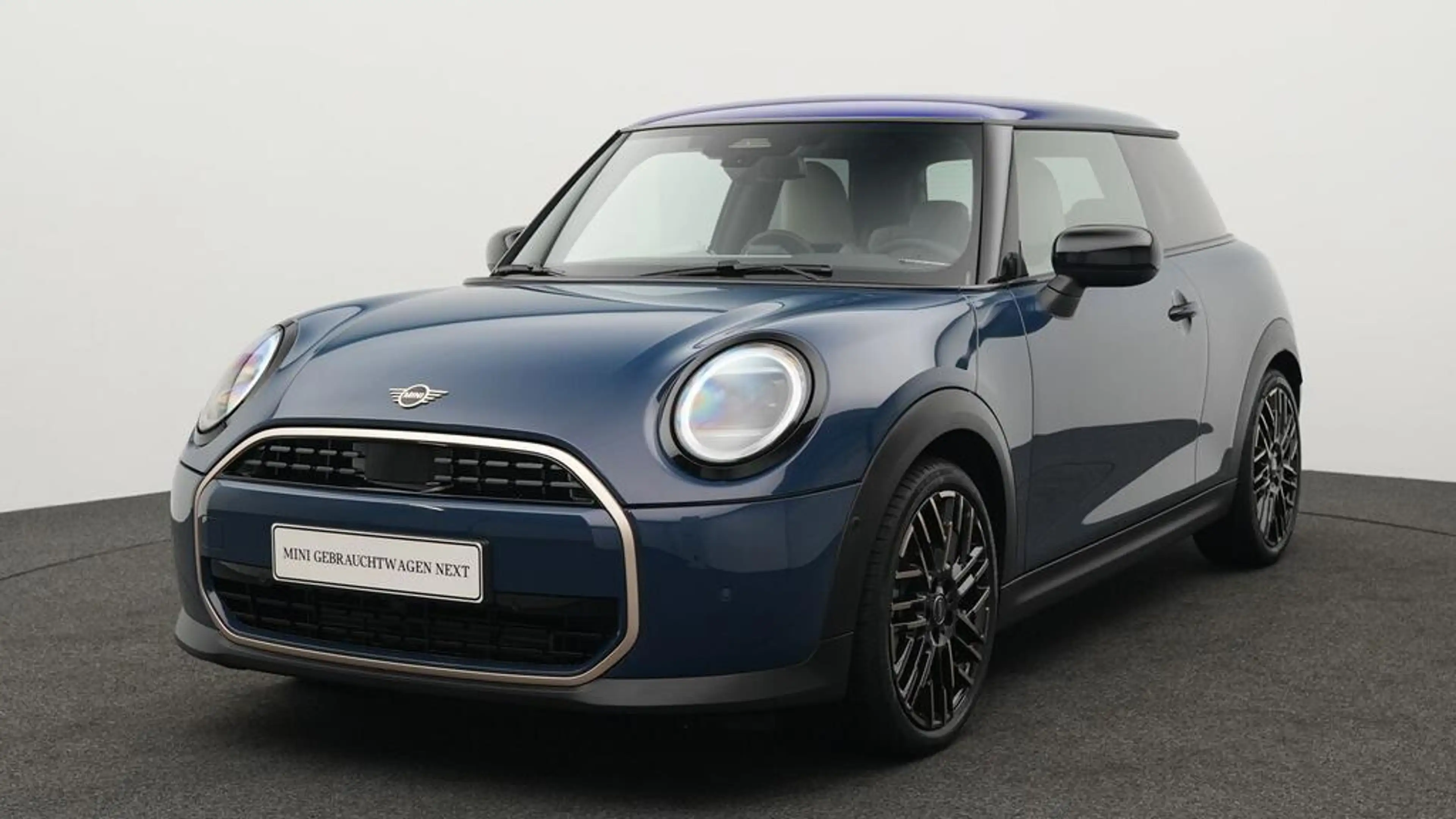 MINI Cooper C Favoured Trim