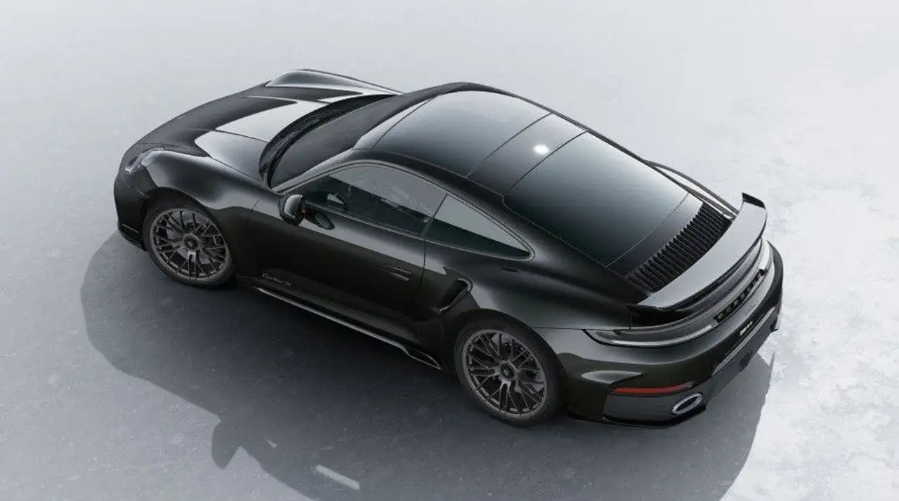 Porsche 992 .2 Turbo S Coupe ° PTS OLIVE ° SPORT DESIGN 4