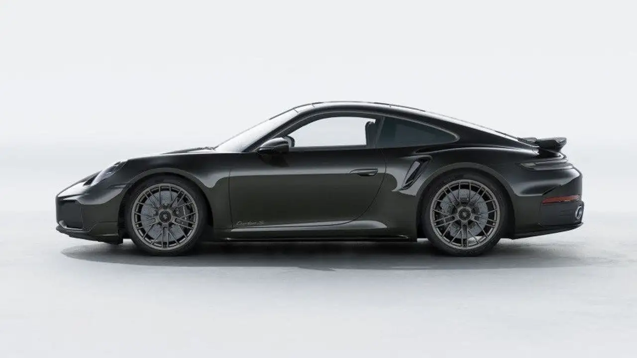 Porsche 992 .2 Turbo S Coupe ° PTS OLIVE ° SPORT DESIGN 3