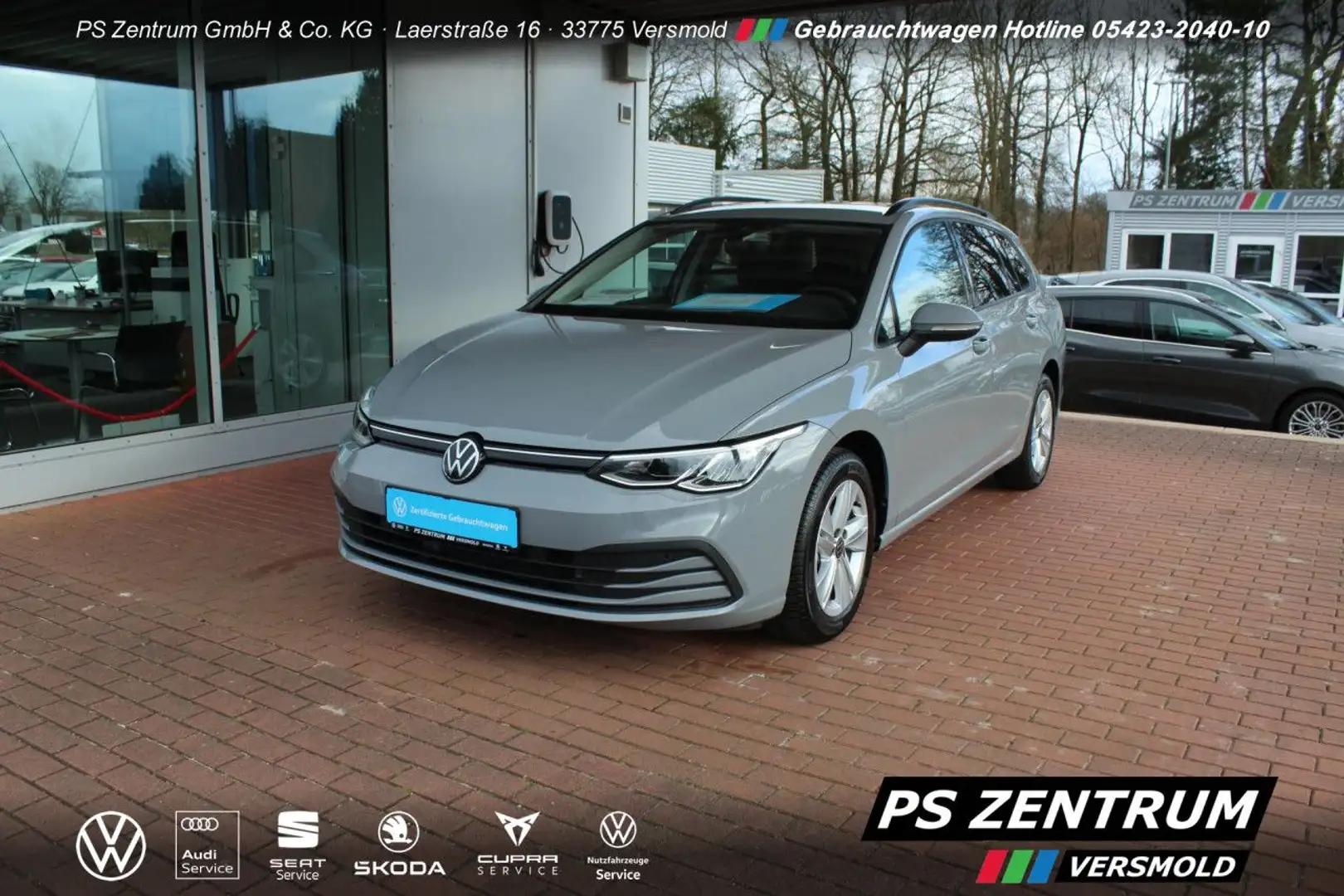 Volkswagen Golf Variant Golf VIII Variant 1.0 eTSI DSG Life NAVI APP ACC Grau - 2