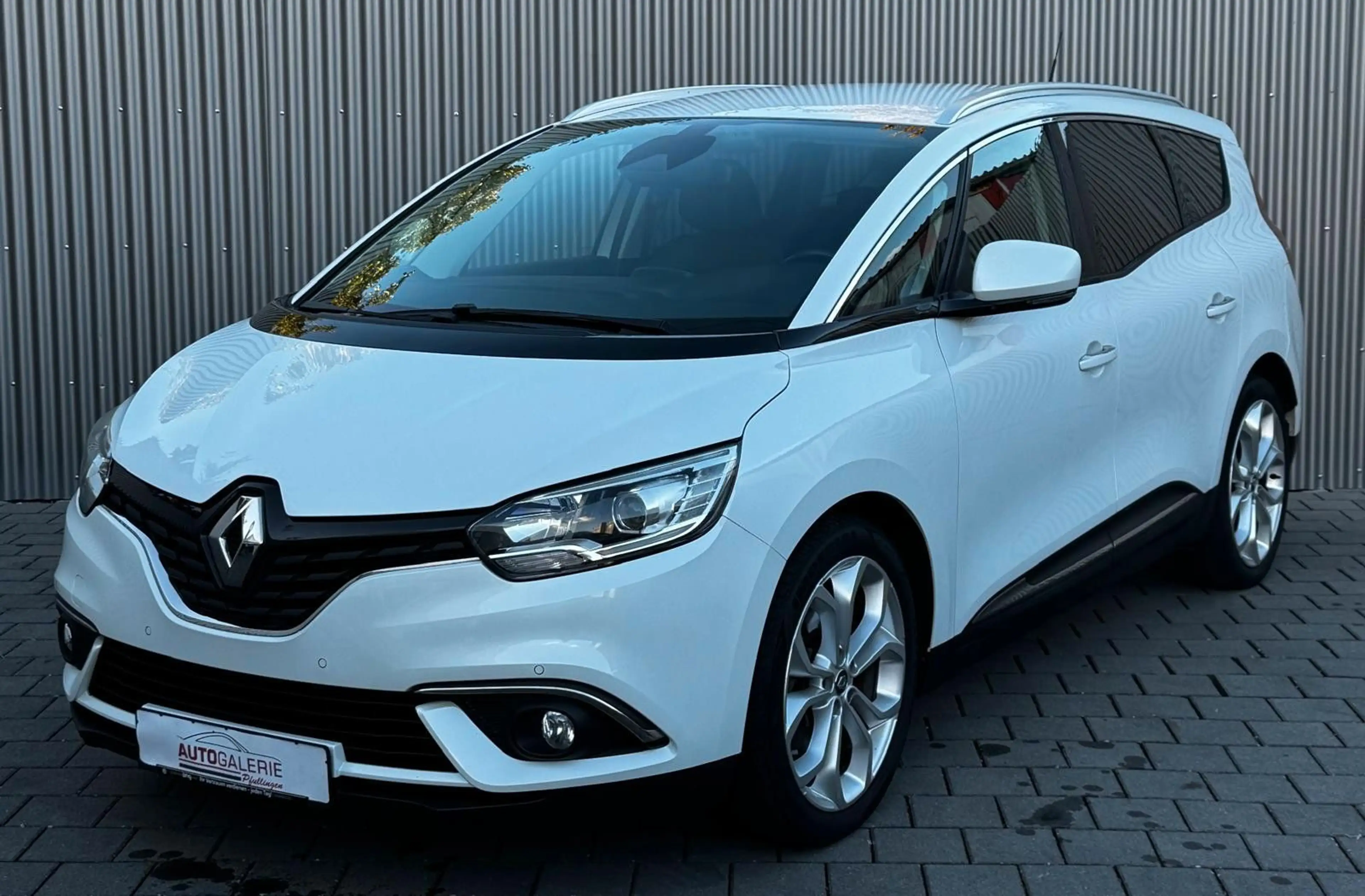 Renault Scenic IV Grand Business Edition bose 7-Sitzer