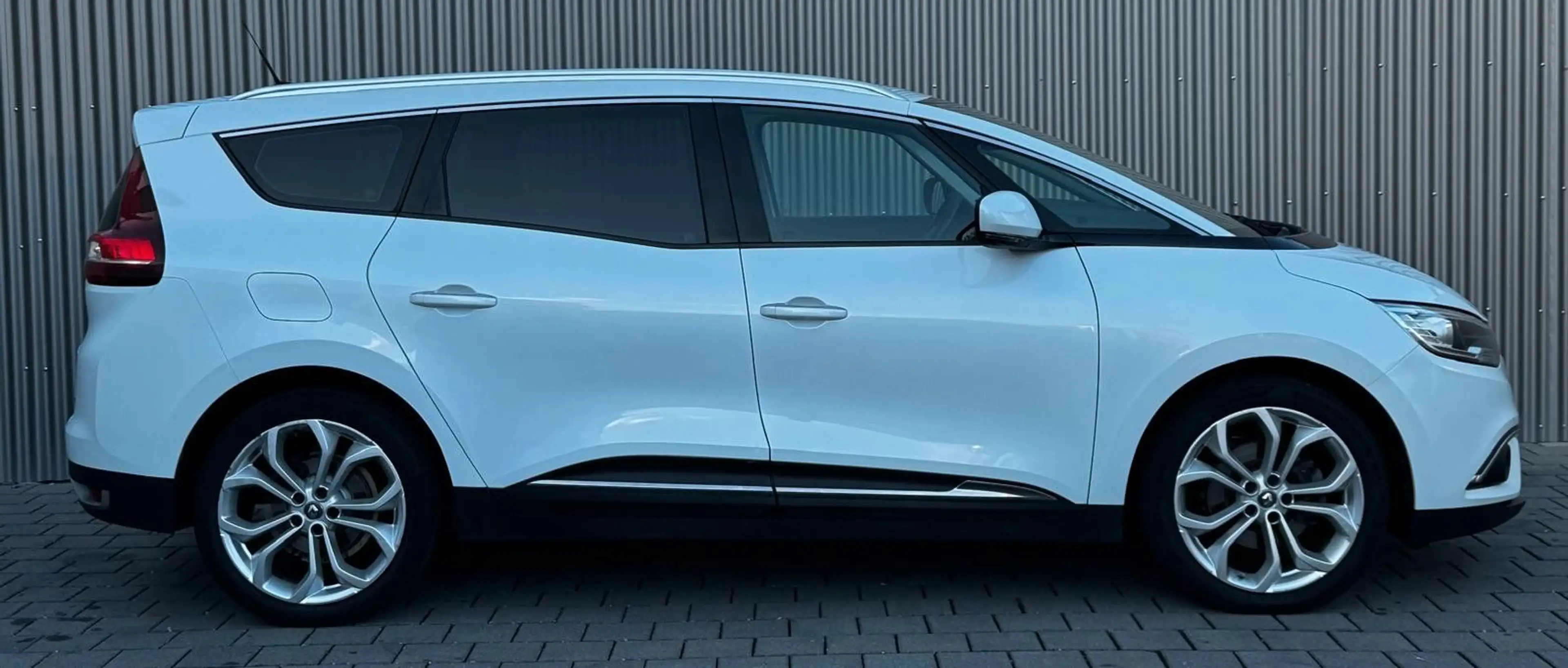 Renault Scenic IV Grand Business Edition bose 7-Sitzer — photo 4