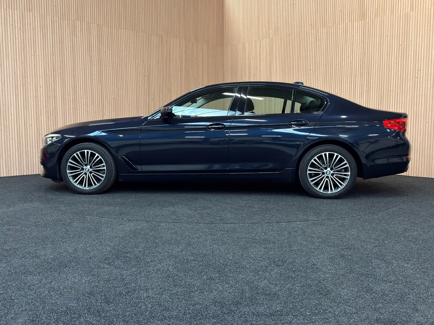BMW 520 520d Aut. Sport Line| Verw. zetels| DAB| ACC| 18" Bleu - 2
