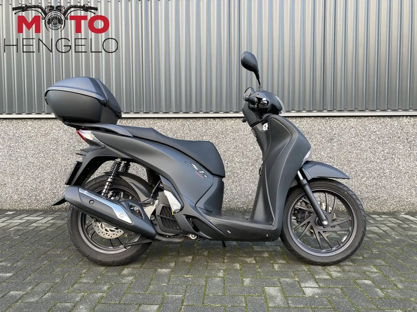Honda SH 150i Zwart - 1
