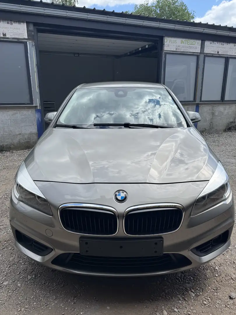 BMW 214 Active Tourer 214 d Brąz - 2