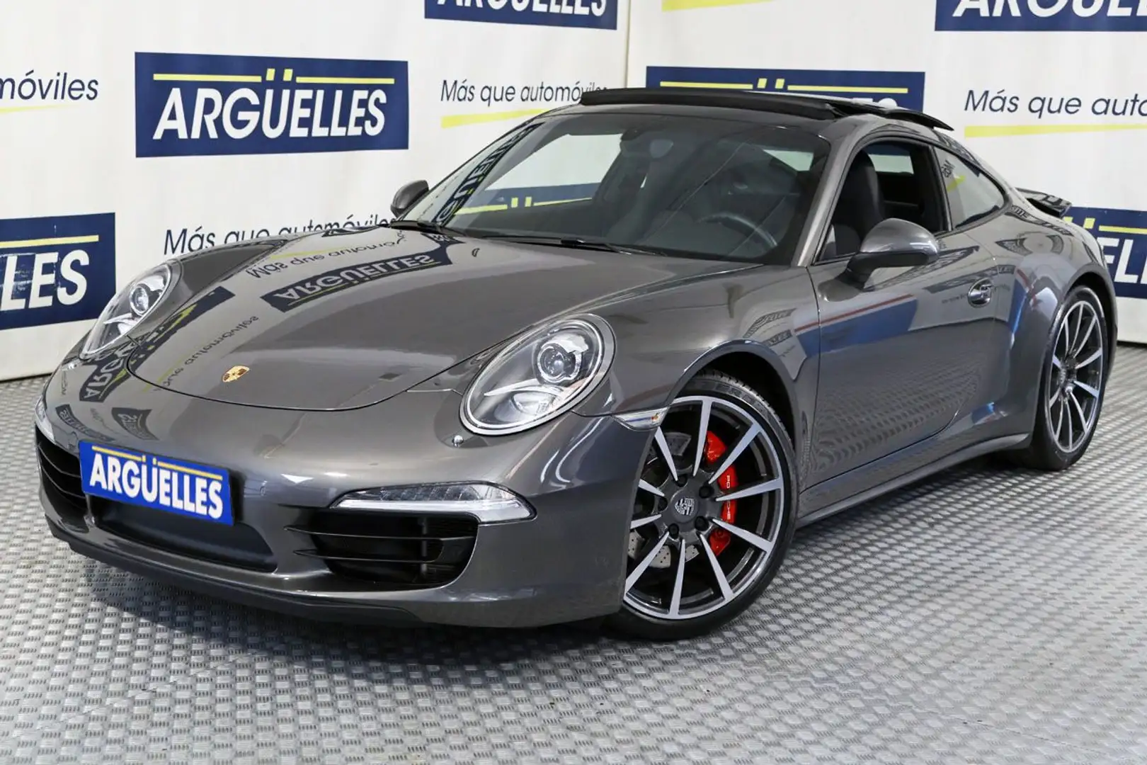 Porsche 991 Carrera 4S Coupé PDK Gris - 1