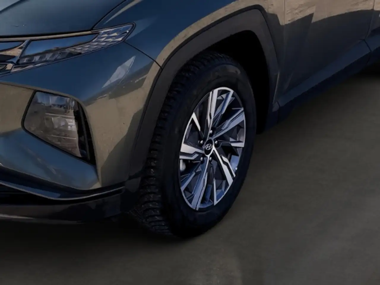 Hyundai TUCSON Trend HEV 1.6 T-GDI 4WD Navi LED SHZ RFK CarPlay A 7