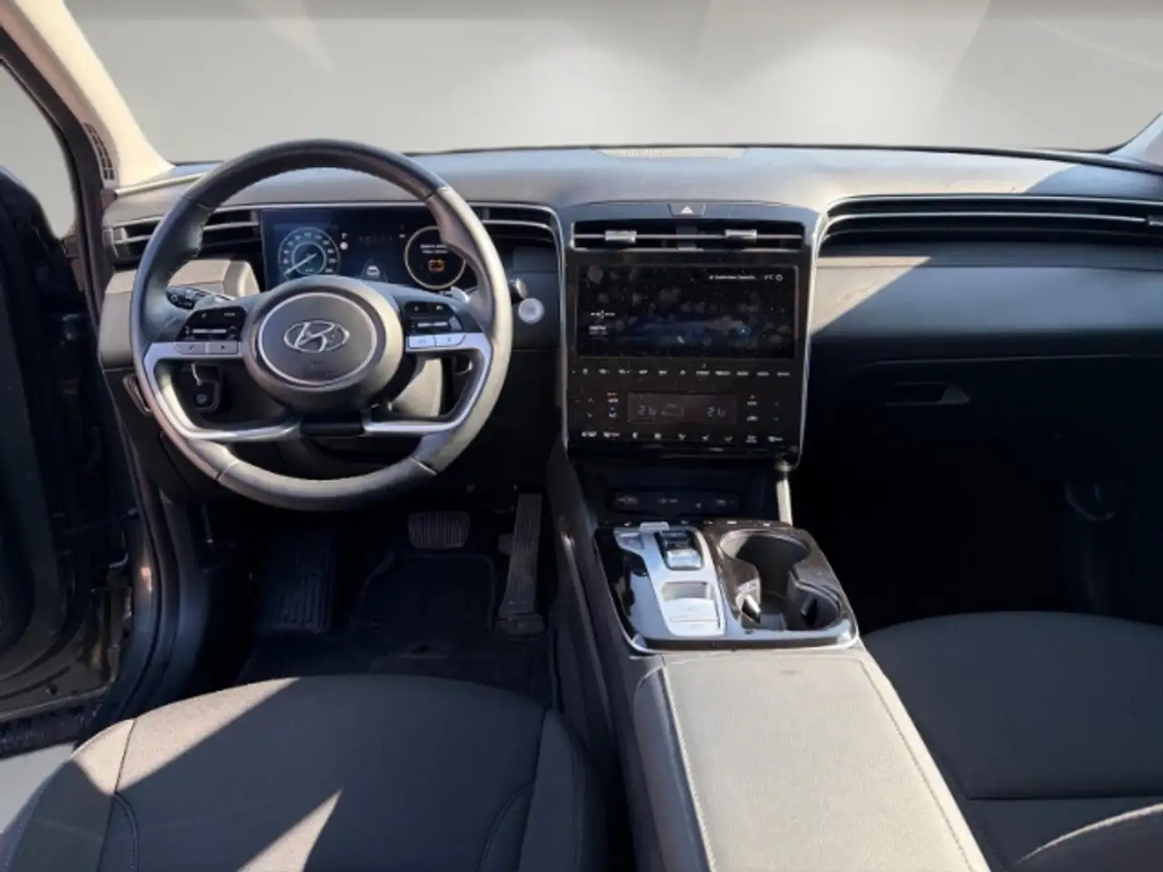 Hyundai TUCSON Trend HEV 1.6 T-GDI 4WD Navi LED SHZ RFK CarPlay A 11