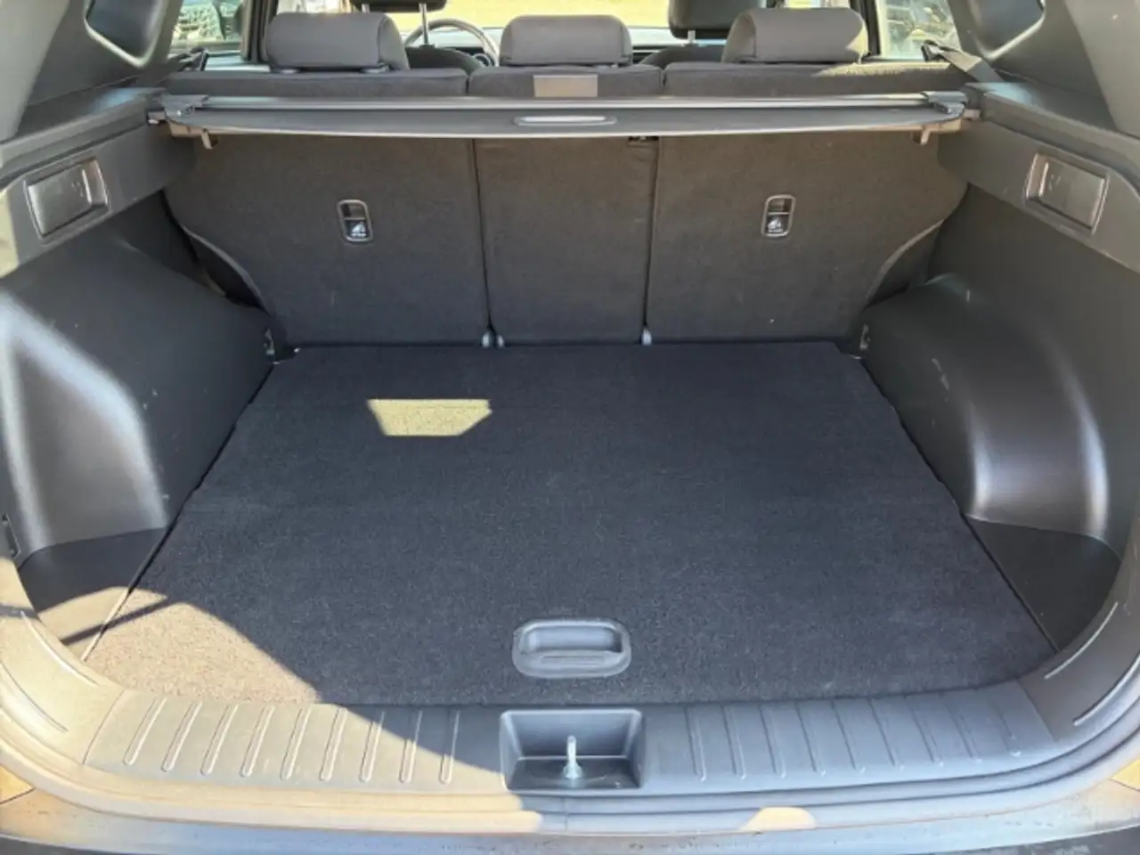 Hyundai TUCSON Trend HEV 1.6 T-GDI 4WD Navi LED SHZ RFK CarPlay A 13