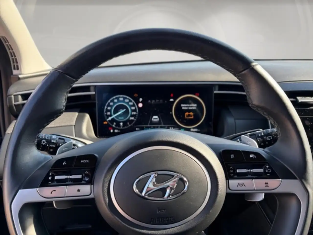 Hyundai TUCSON Trend HEV 1.6 T-GDI 4WD Navi LED SHZ RFK CarPlay A 9