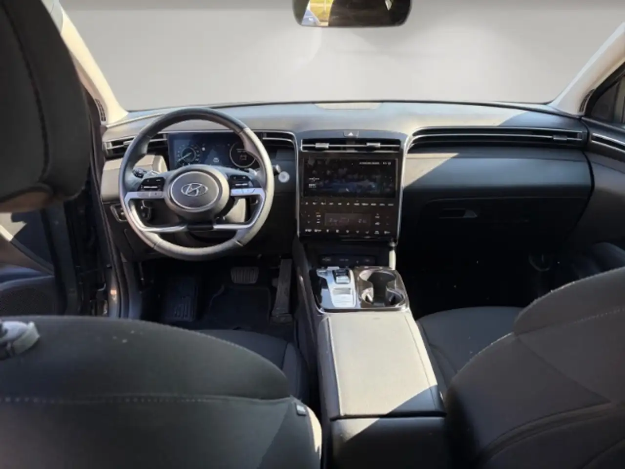 Hyundai TUCSON Trend HEV 1.6 T-GDI 4WD Navi LED SHZ RFK CarPlay A 12