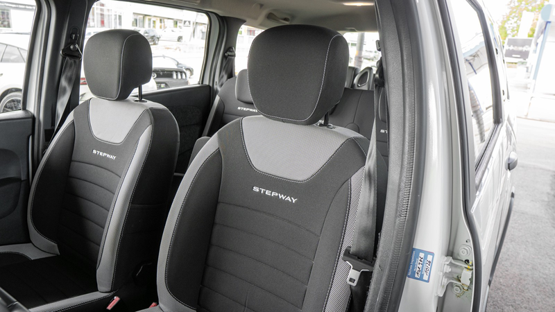 Dacia Lodgy STEPWAY PLUS *1HAND*7SITZER*AHK*KAM*NAVI* — photo 12