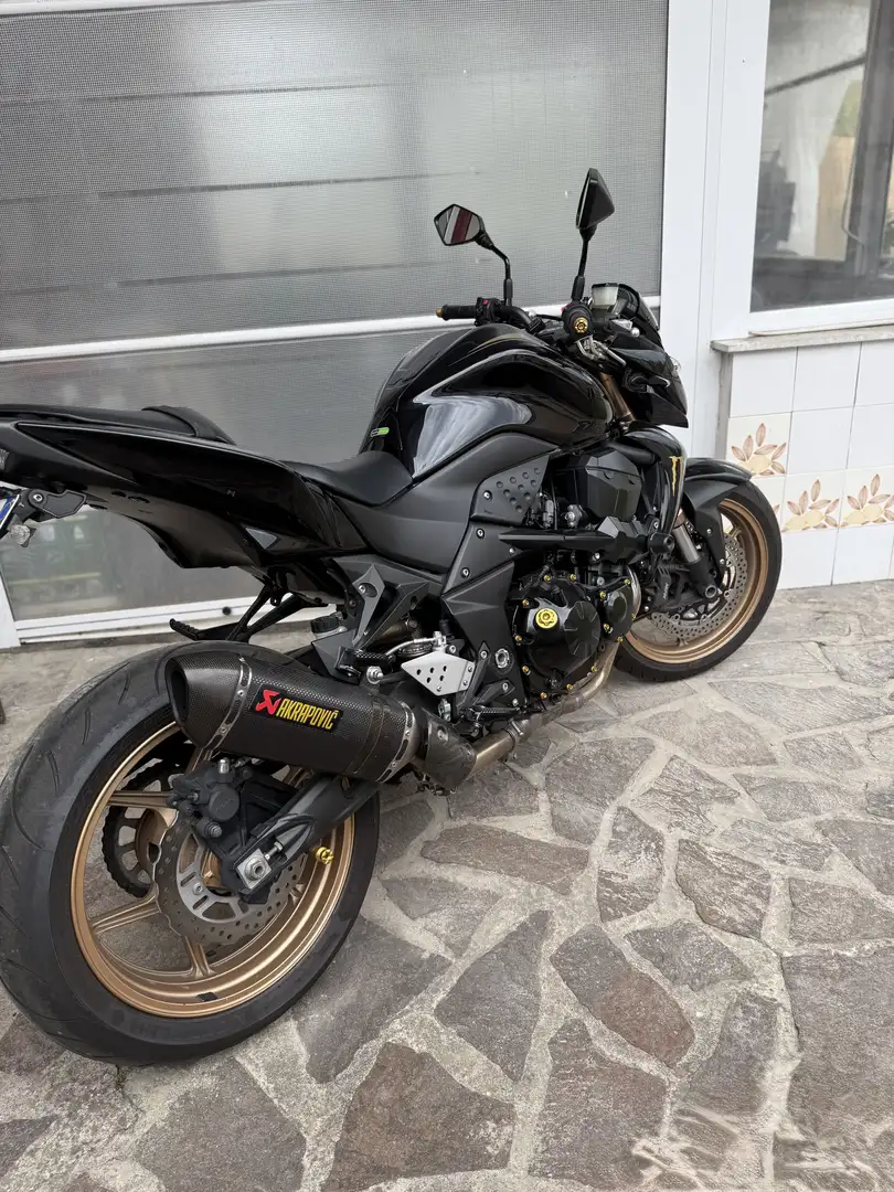 Kawasaki Z 750 R - 2