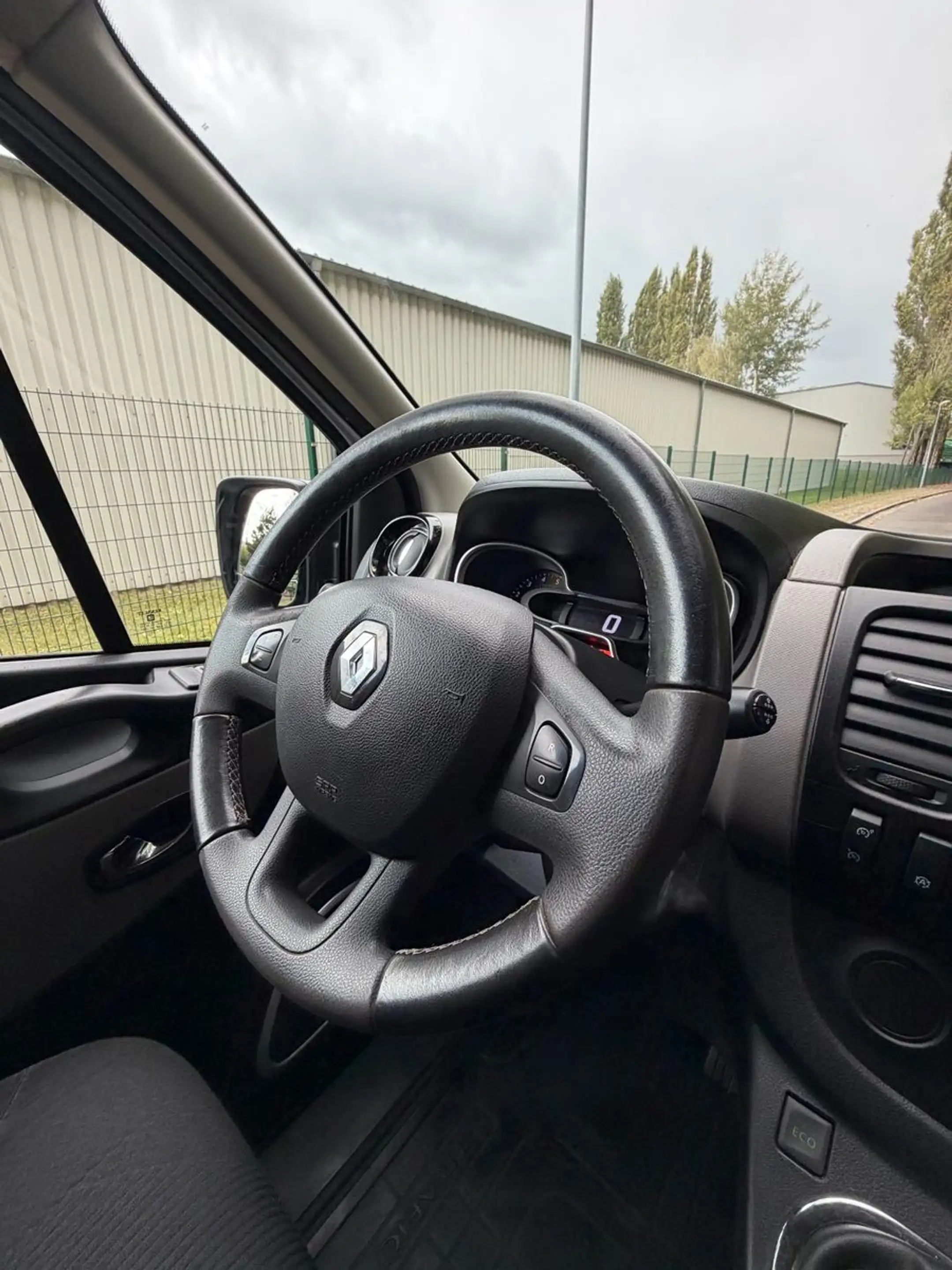 Renault Trafic Kasten L2H1 2,9t Komfort AHK 2xSchiebetür — photo 15