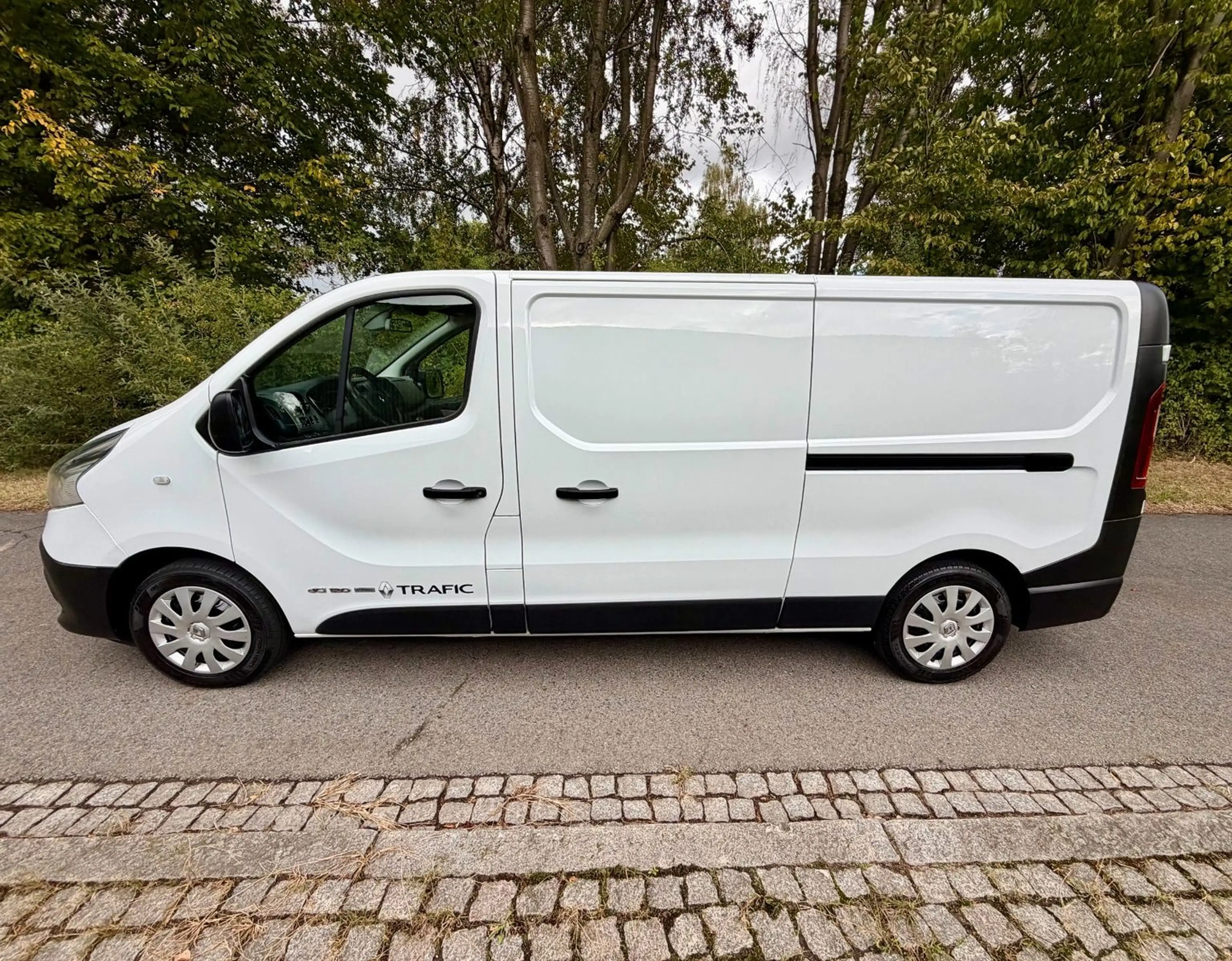 Renault Trafic Kasten L2H1 2,9t Komfort AHK 2xSchiebetür — photo 8