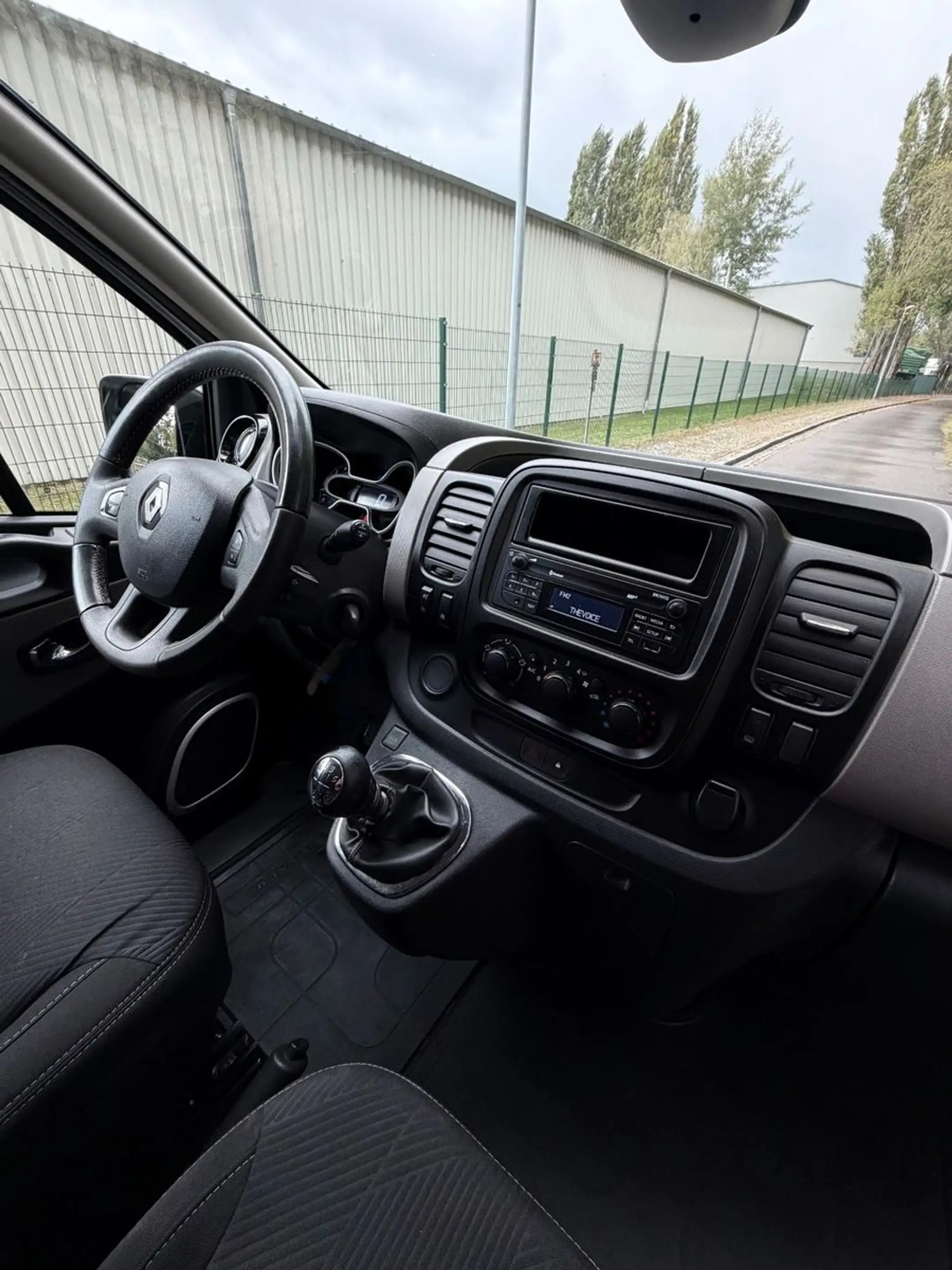 Renault Trafic Kasten L2H1 2,9t Komfort AHK 2xSchiebetür — photo 14