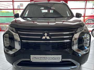 Outlander Plug-In Hybrid 2.4 4WD Top