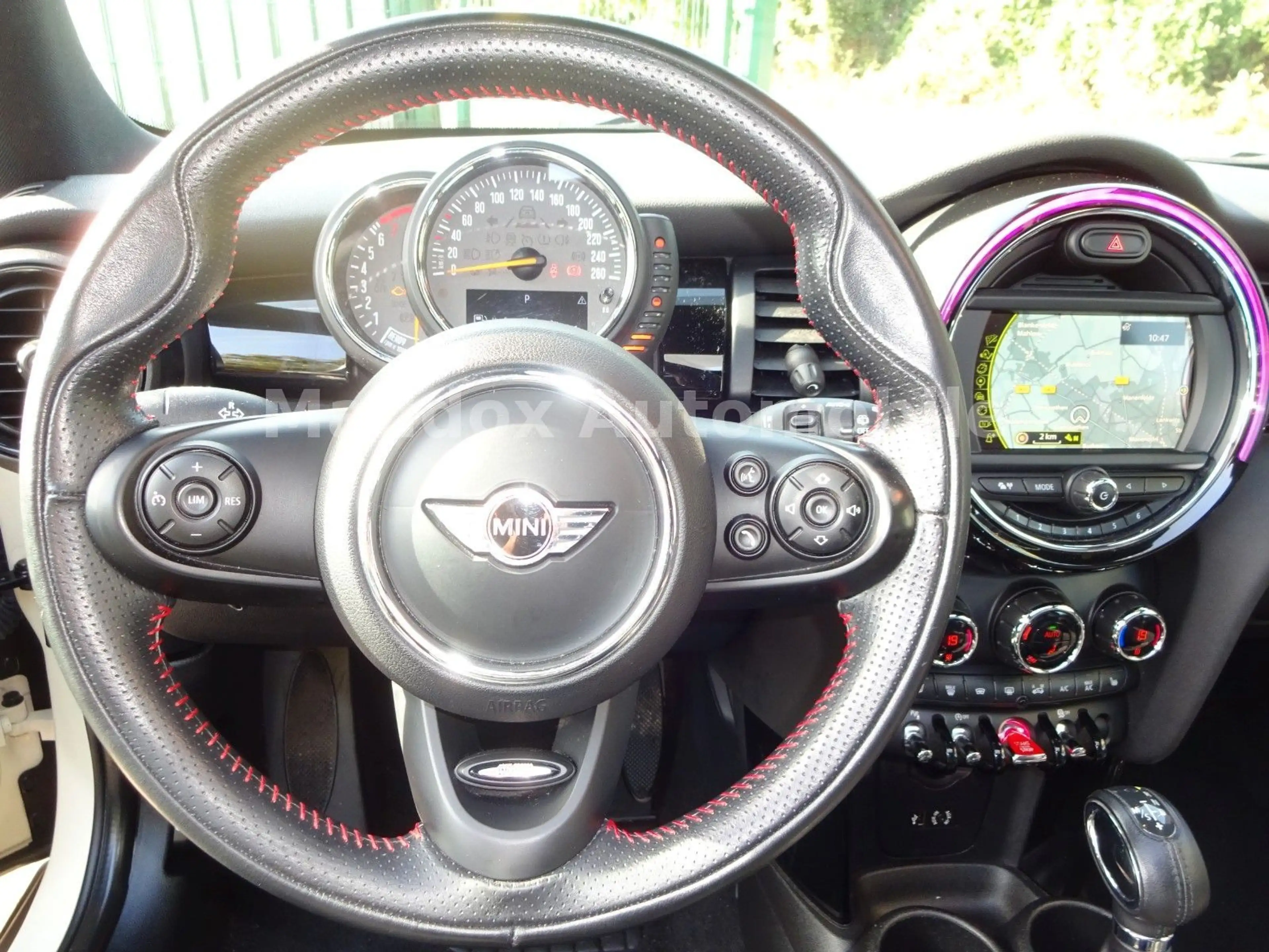 MINI One Automatik,Panoramadach,LED,PDC,Navi,TOP — photo 16