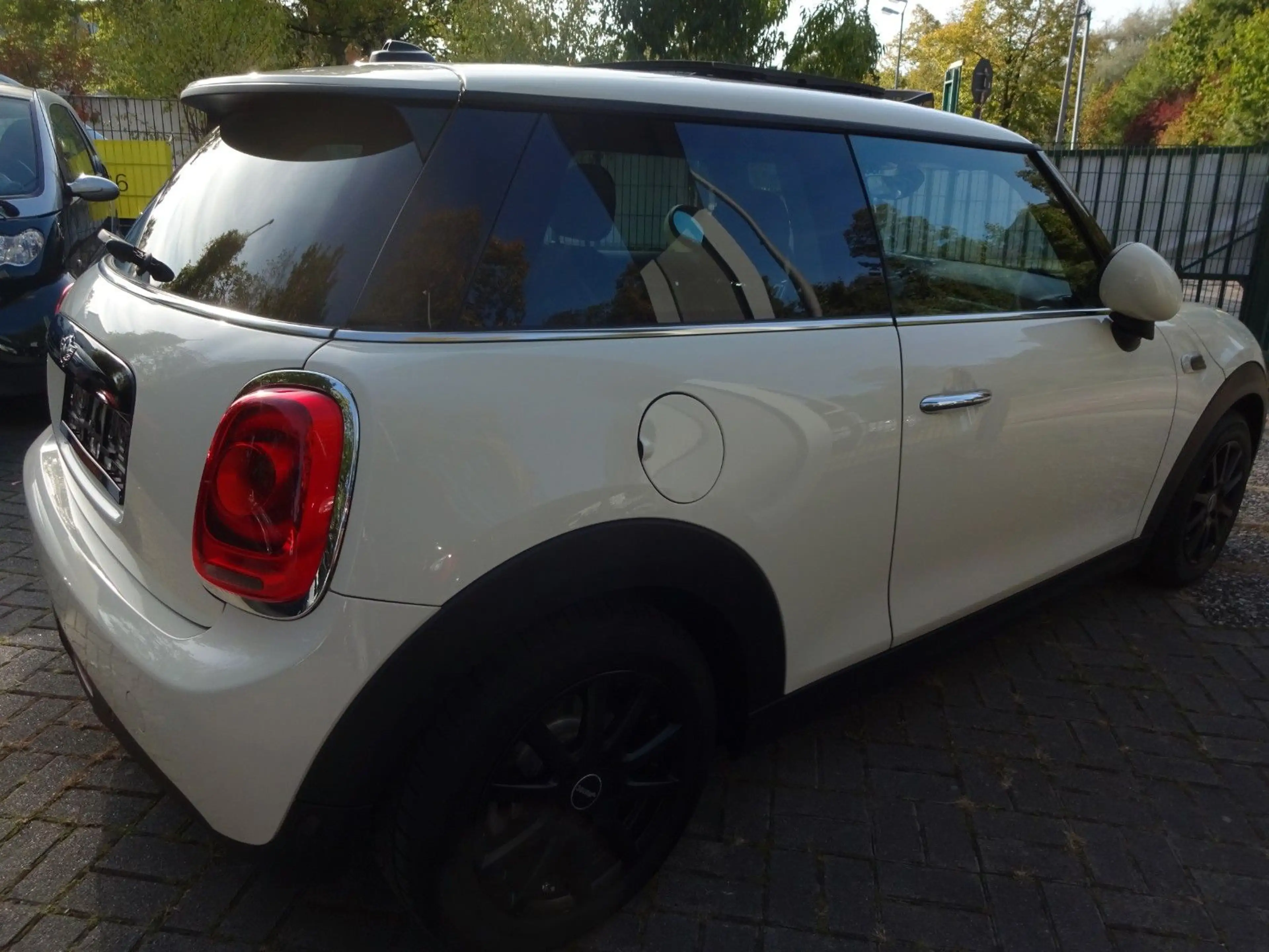 MINI One Automatik,Panoramadach,LED,PDC,Navi,TOP — photo 5