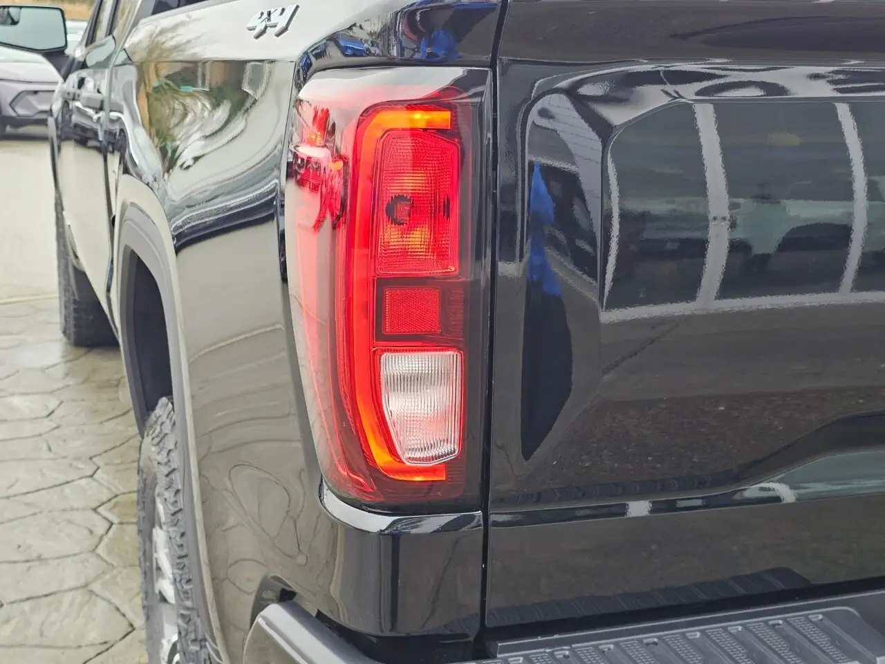 GMC Sierra 1500 снимка GMC Sierra 1500