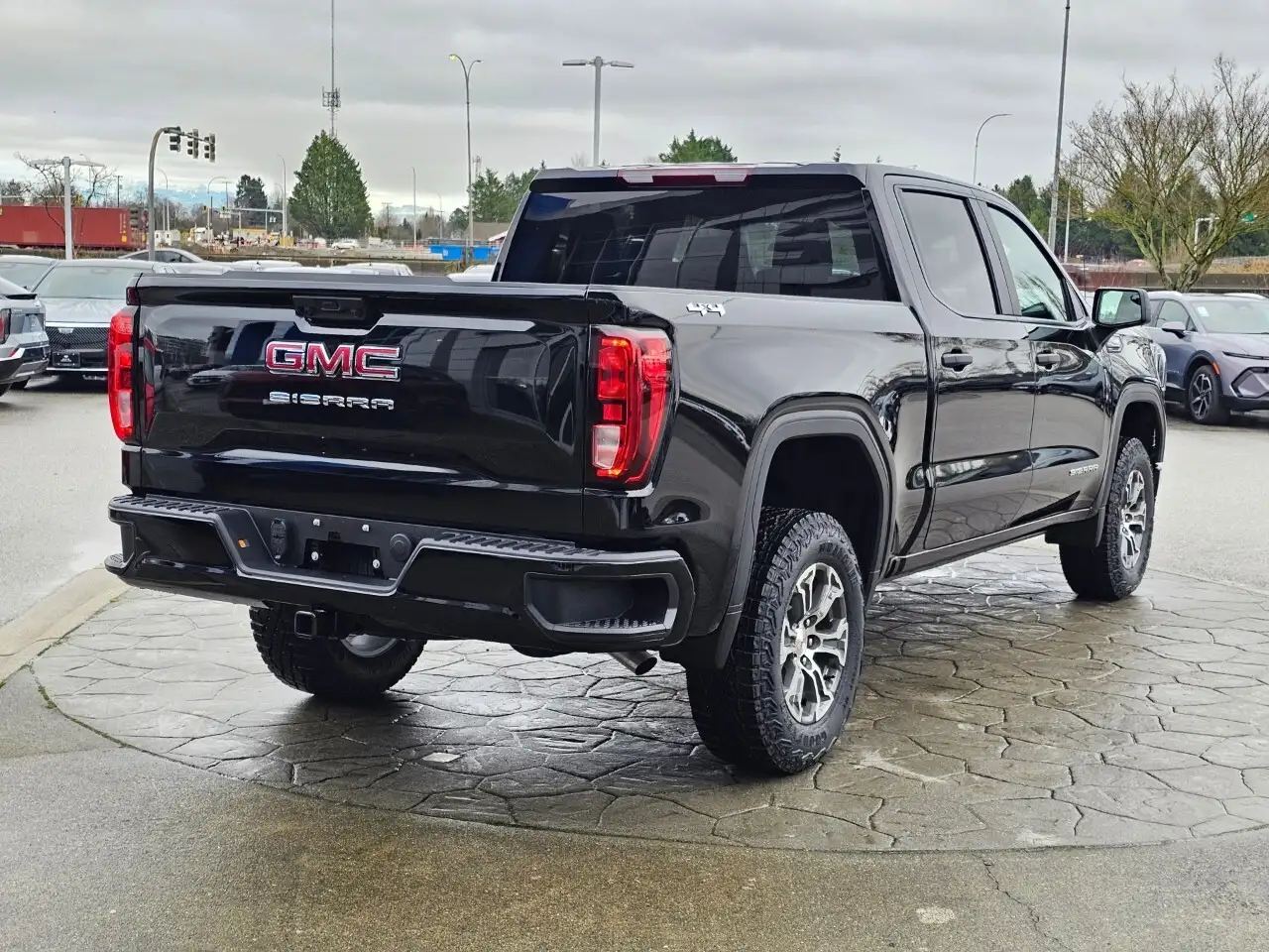 GMC Sierra 1500 снимка GMC Sierra 1500
