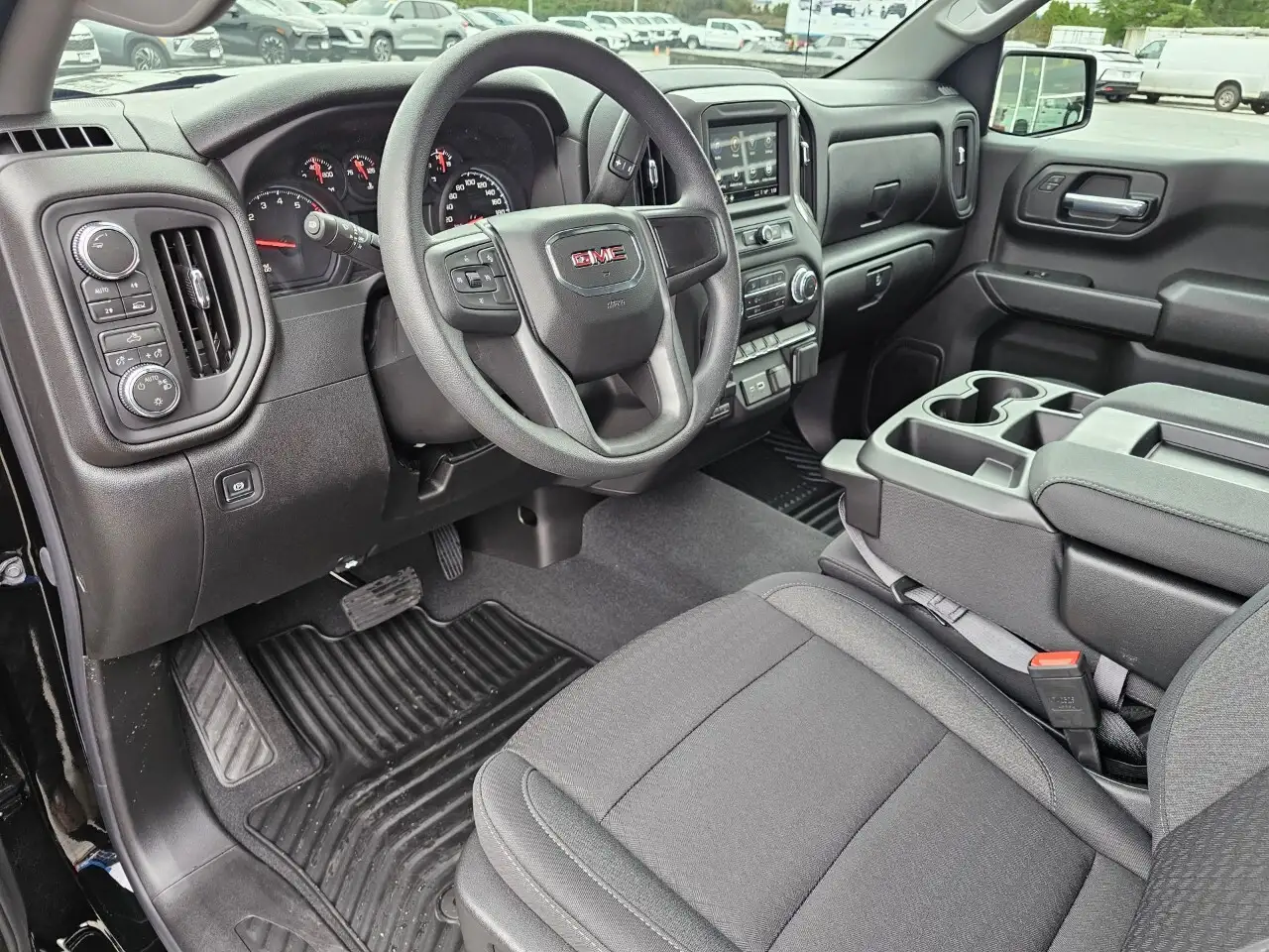 GMC Sierra 1500 снимка GMC Sierra 1500