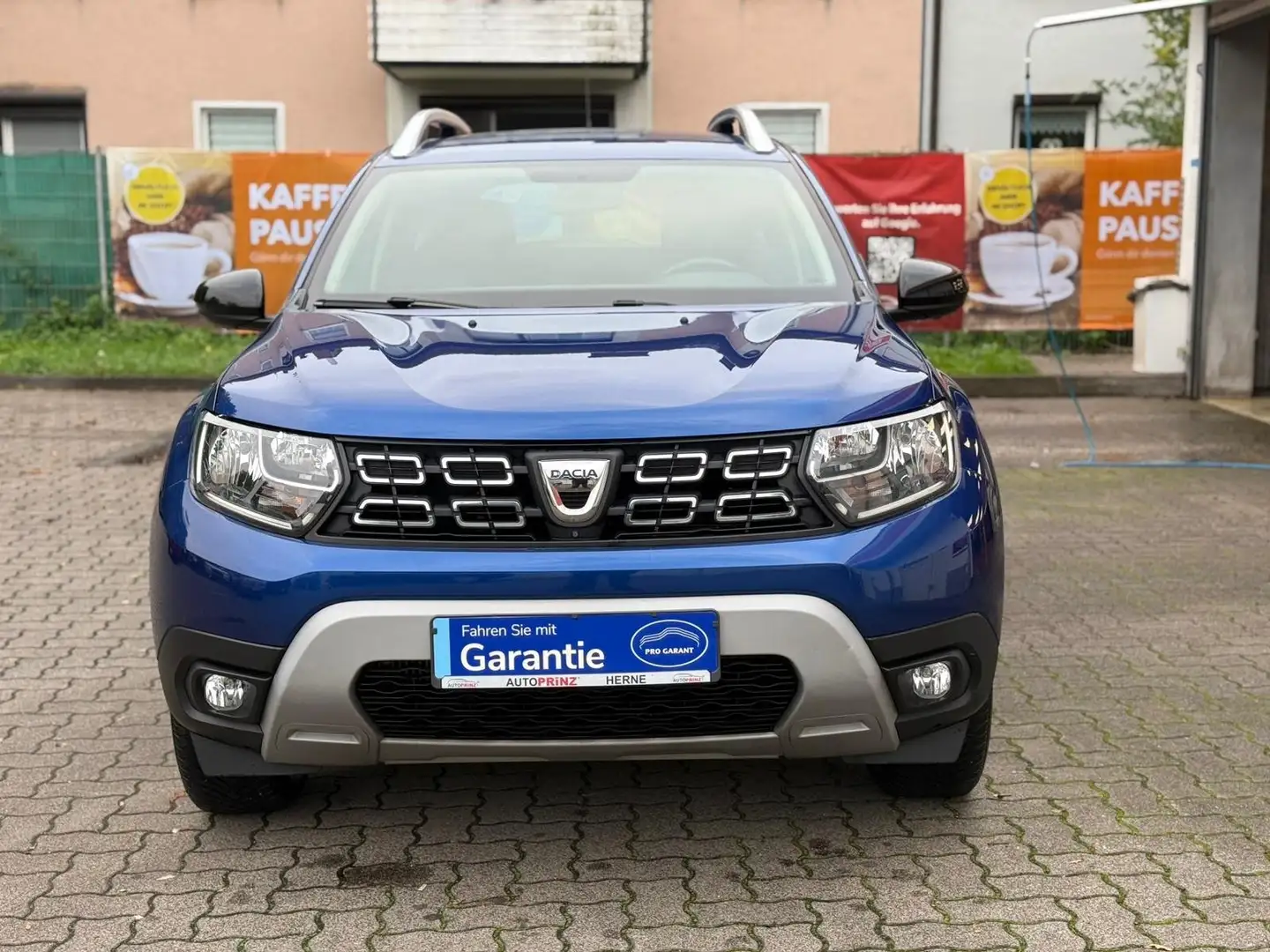 Dacia Duster Celebration *2.Hand*Wenig Kilometer*LPG+Benzin* Blau - 2