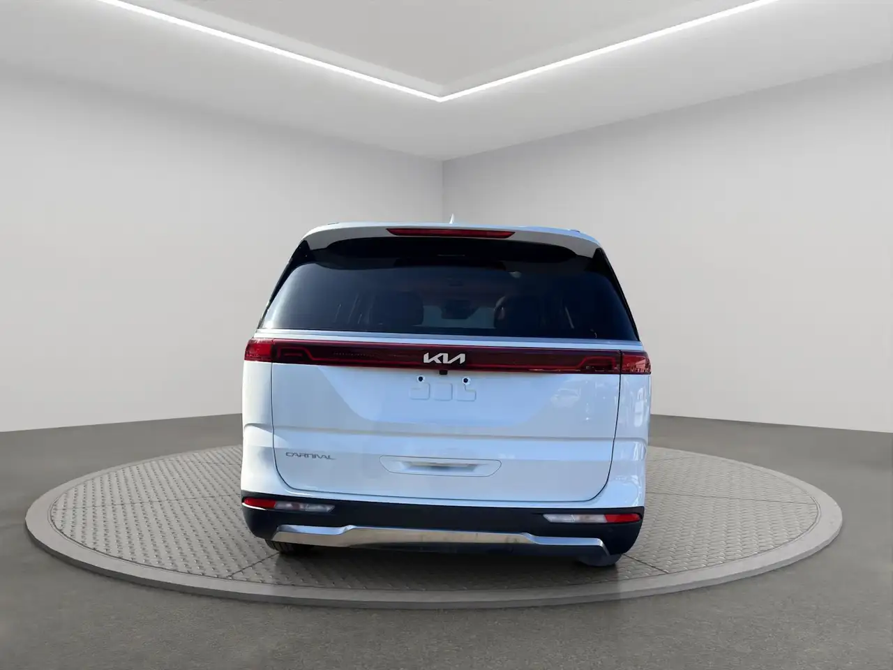 Kia Carnival снимка Kia Carnival