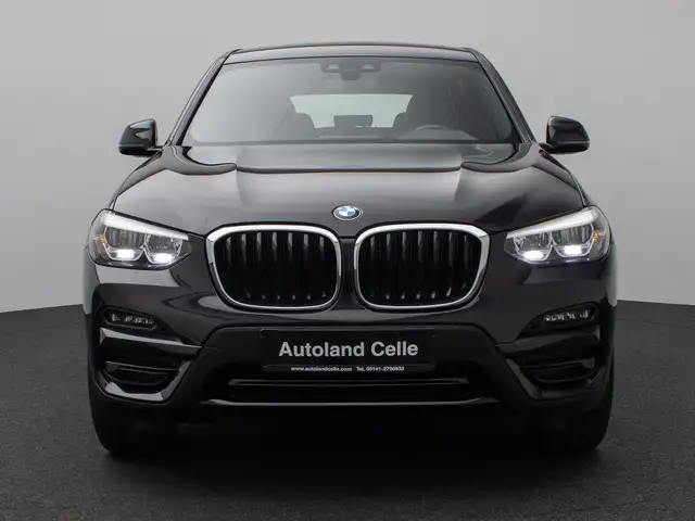 BMW X3 view 2