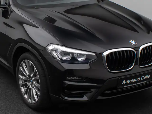 BMW X3 view 17