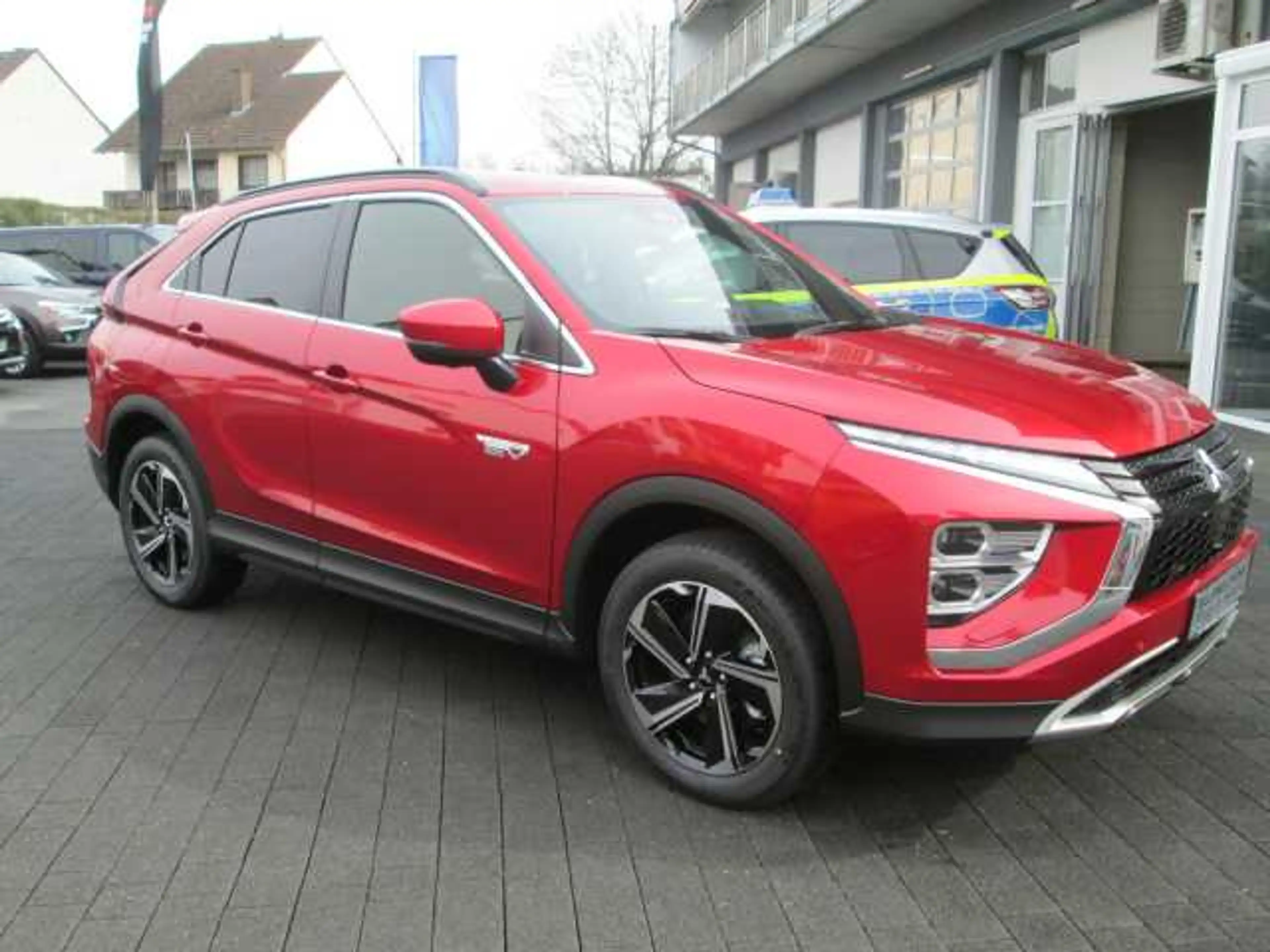 Mitsubishi Eclipse Cross Plug-in Hybrid PLUS Modell Intro — photo 3