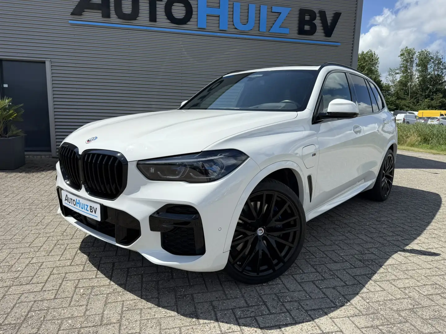 BMW X5 xDrive45e High Executive M Sport Panoramadak Laser Wit - 2