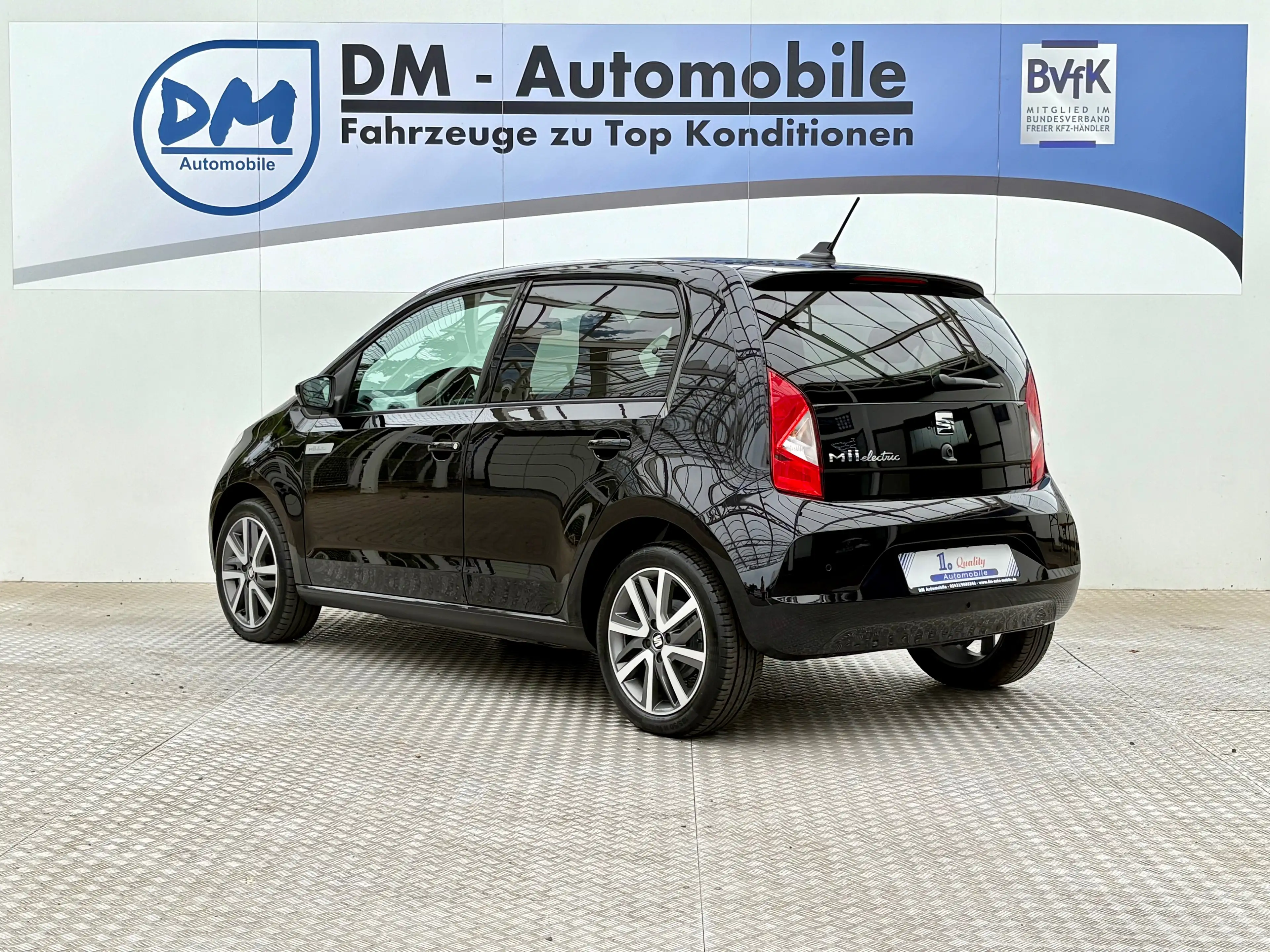 SEAT Mii electric Plus CSS*SHZ*PDC*GRA*16LM*2.HAND*GEPFLEGT — photo 6