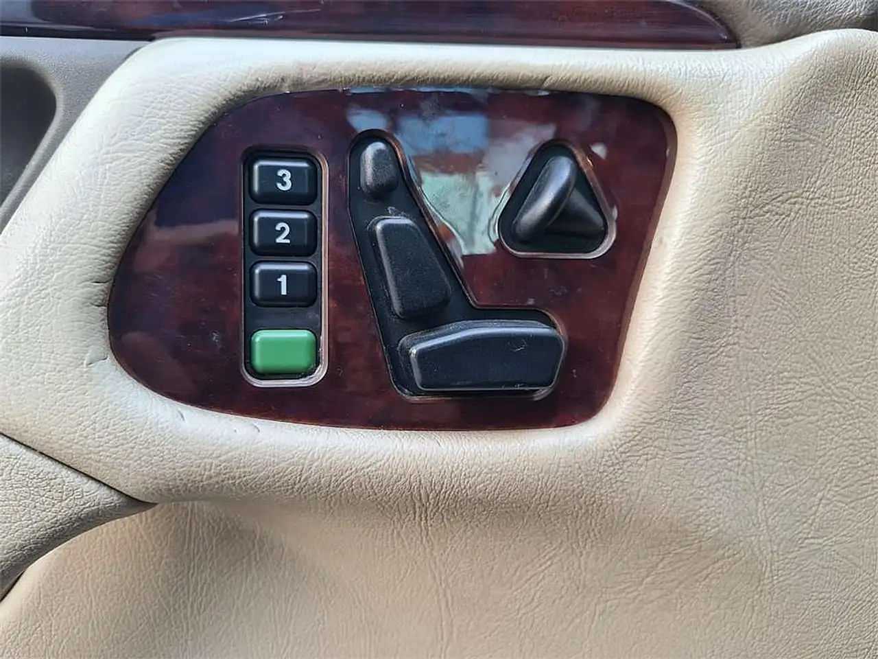 Mercedes-Benz E 320 Classic Aut. *7-Sitzer*Leder*Erdgas-Benzin*, foto 9