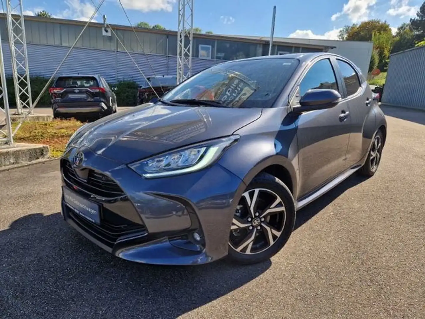 Toyota Yaris Hybrid Team D Safety Paket LED ACC Apple CarPlay A Grau - 1