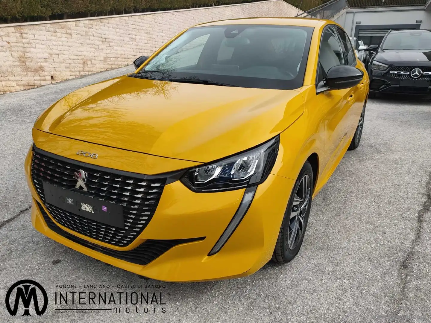 Peugeot 208 BlueHDi 100 S&S 5p. Allure Giallo - 1