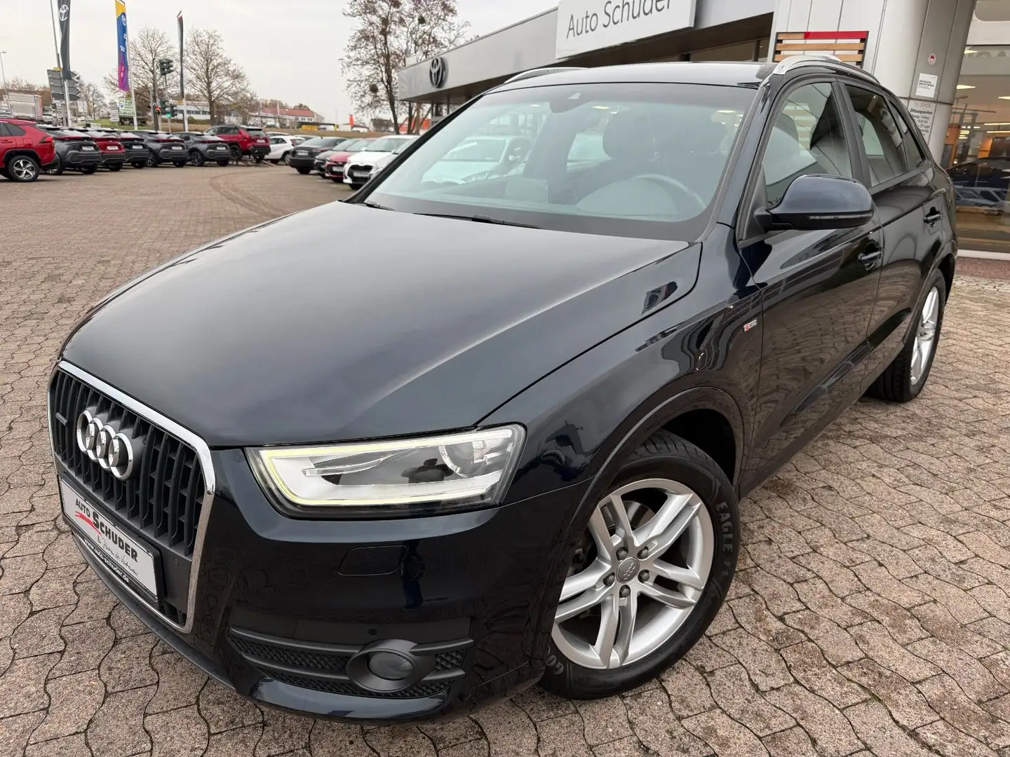 Audi Q3 2.0 TDI quattro **S-LINE/ALLRAD** Blau - 1