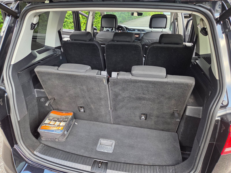 Volkswagen Touran Highline 7-Si KAMERA LED ACC VW HISTORIE — photo 15