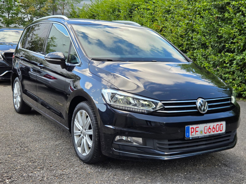 Volkswagen Touran Highline 7-Si KAMERA LED ACC VW HISTORIE — photo 3