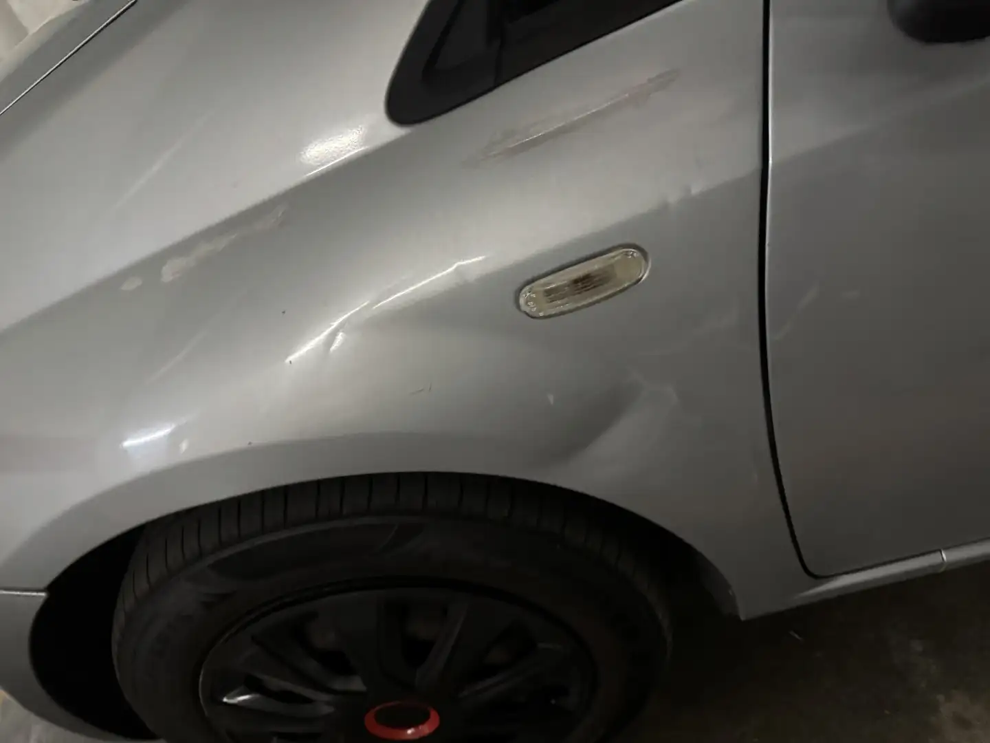 Fiat Grande Punto 1.3Mjt Emotion 90 Plateado - 2