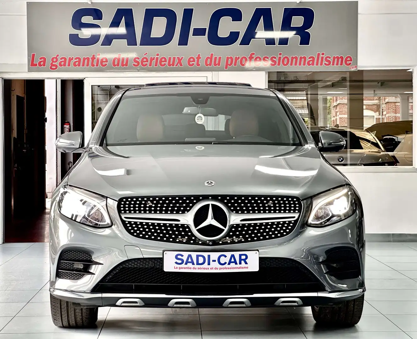 Mercedes-Benz GLC 220 d 163cv Coupé 4-Matic - AMG LINE EDITION Gris - 2
