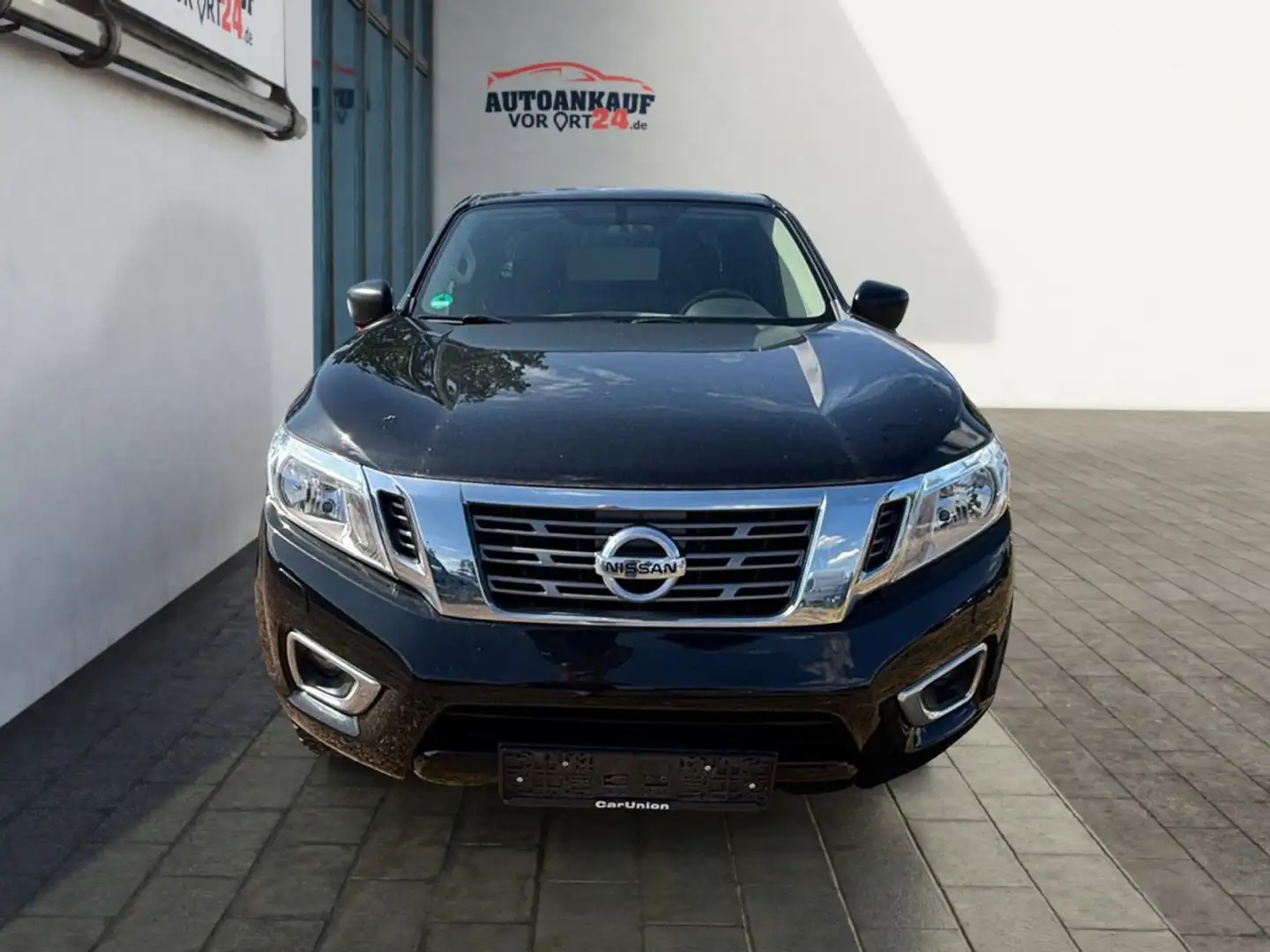 Nissan Navara NP300 Acenta King Cab 4x4*Turboschaden* Klima Schwarz - 2