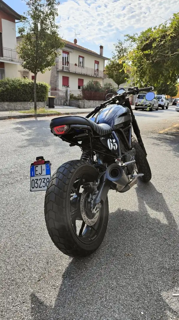Ducati Scrambler sixty2 - 1
